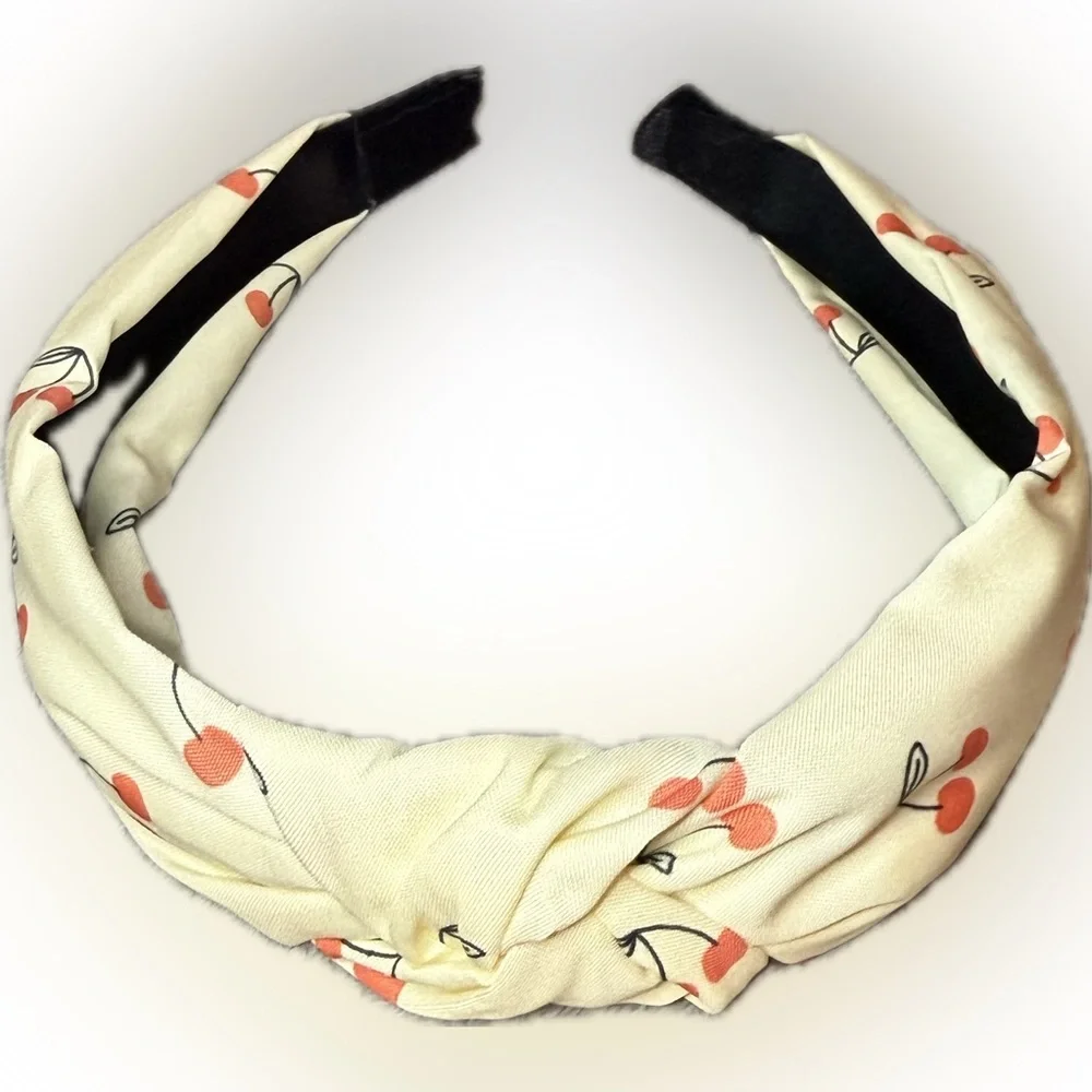 🍒Cherry Print Knotted Headband/NWOT🍒